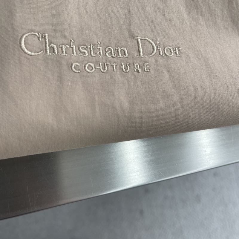 chr1st1an D10r outwear